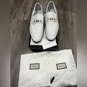 Mens Gucci white leather loafers